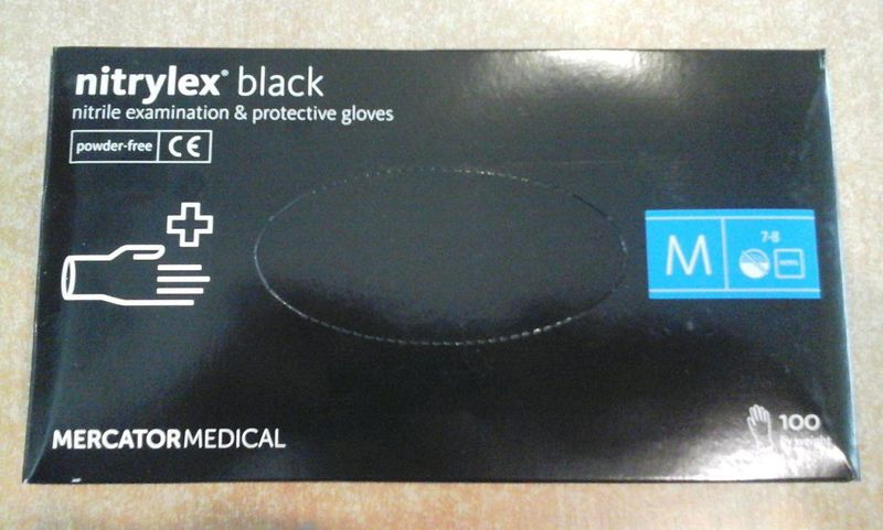 Перчатки нитриловые черные, нестерильные, неопудренные/ размер М / NITRYLEX BASIC / MERCATOR MEDICAL